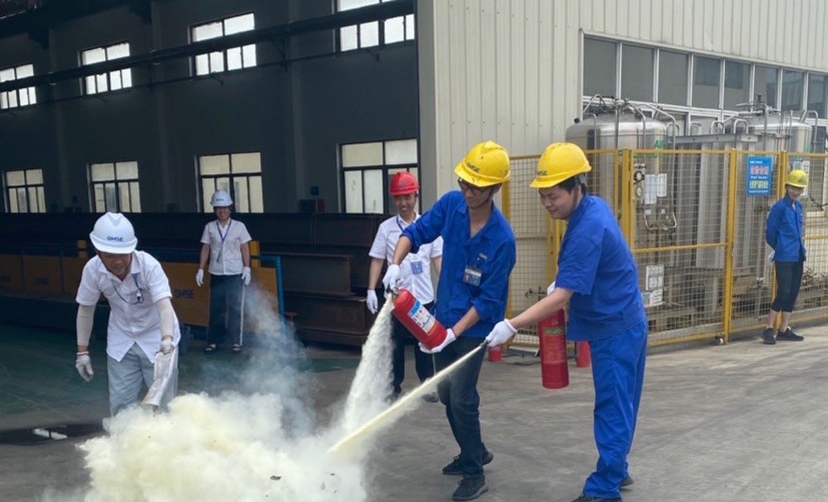 龙舟竞渡端午日 消防先行开云网页版页面登录